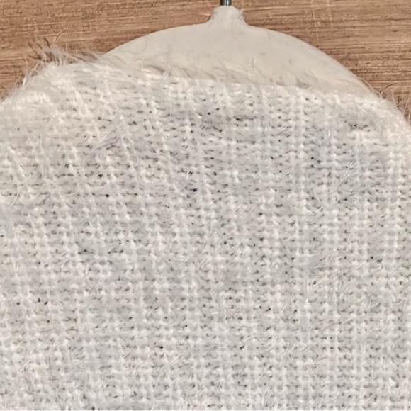 Long Sleeve Fuzzy Wrap Top - Picture 9 of 10